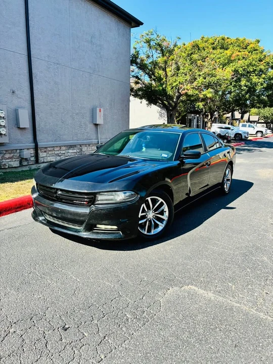 2015 Dodge Charger 7th Gen - Image 2 of 14