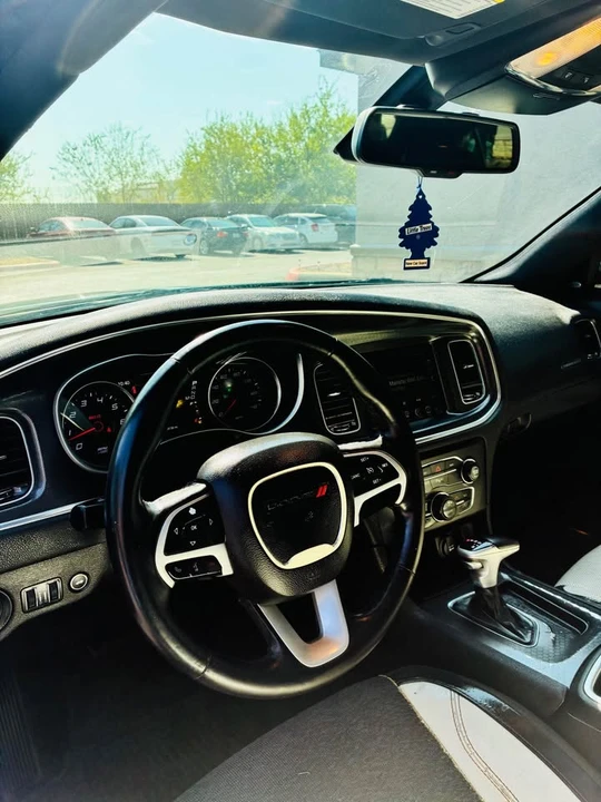 2015 Dodge Charger 7th Gen - Image 13 of 14
