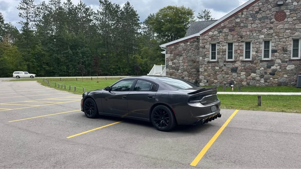 2015 Dodge Charger 7th Gen - Image 2 of 8