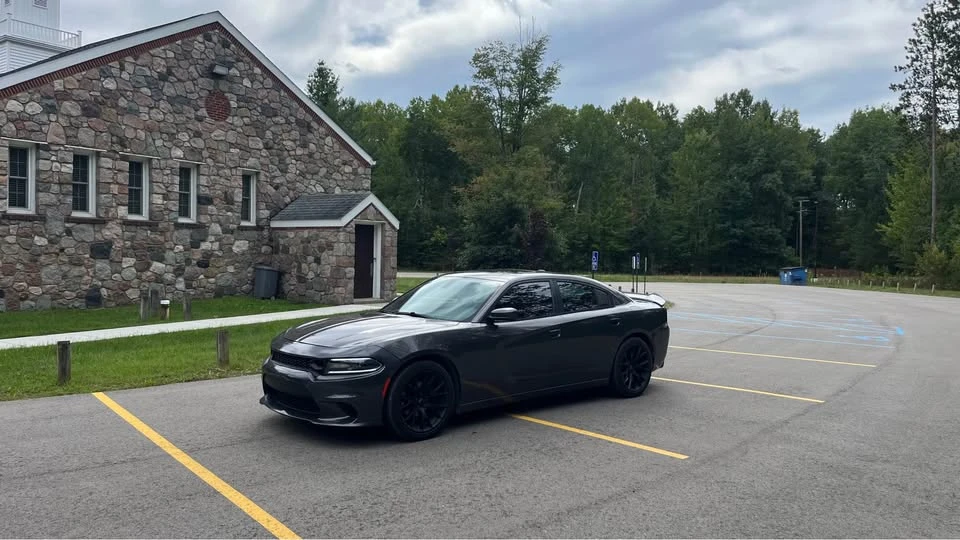 2015 Dodge Charger 7th Gen - Image 4 of 8
