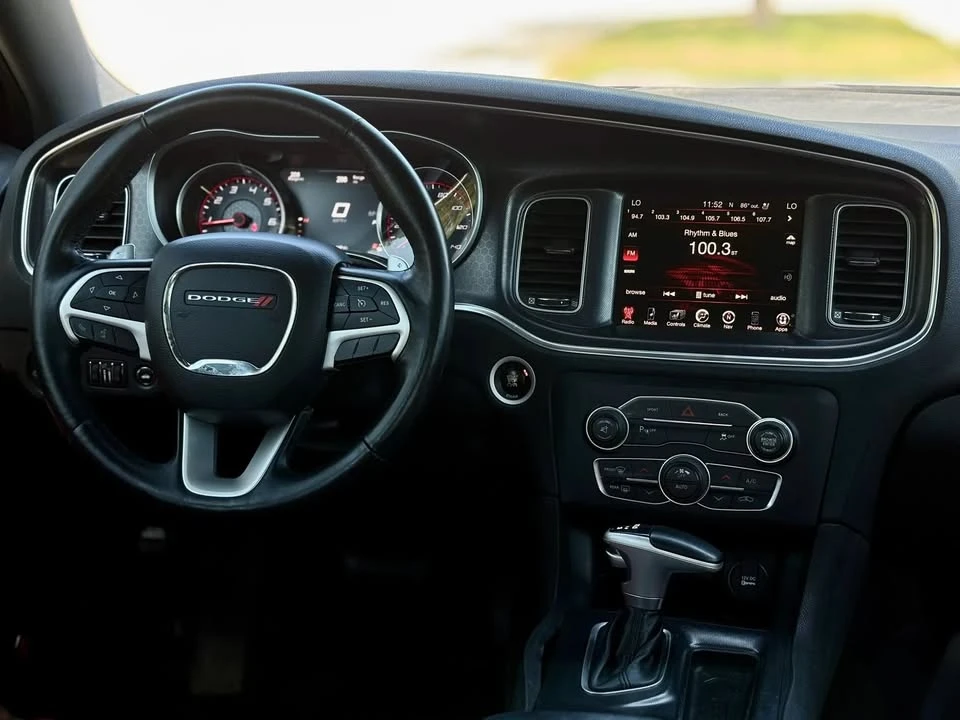 2015 Dodge Charger 7th Gen - Image 17 of 19