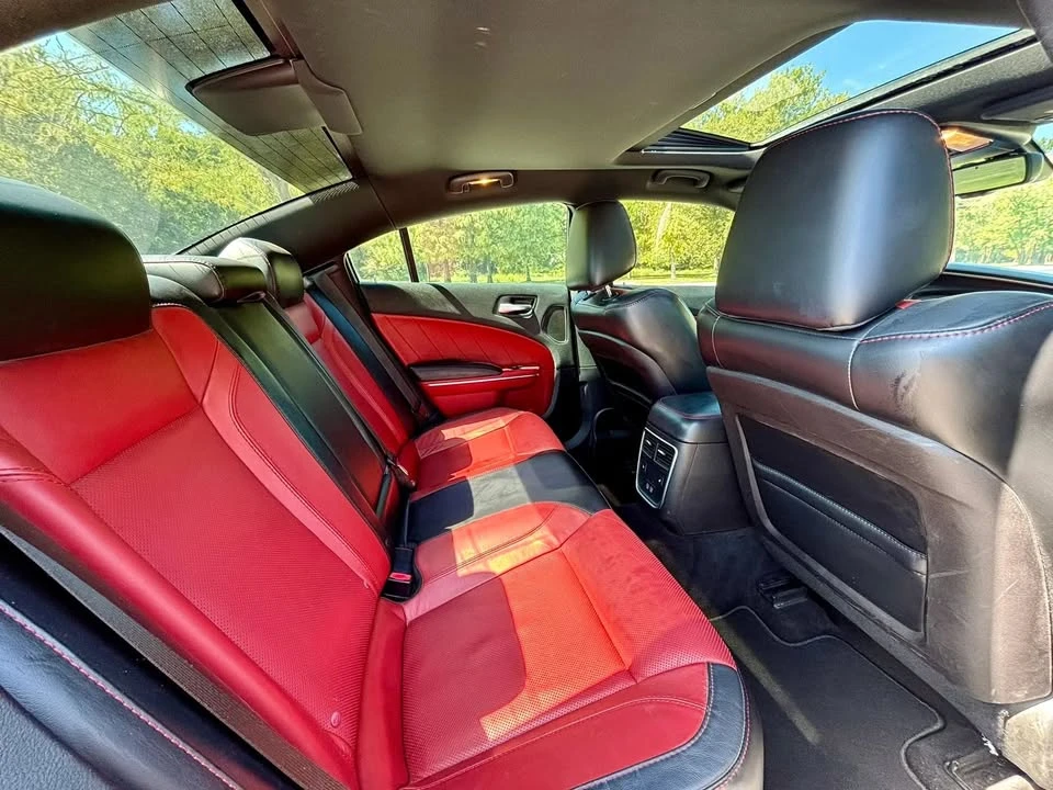 2015 Dodge Charger 7th Gen - Image 14 of 19