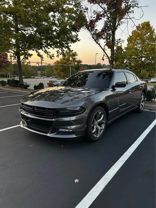 2015 Dodge Charger 7th Gen - Image 6 of 12