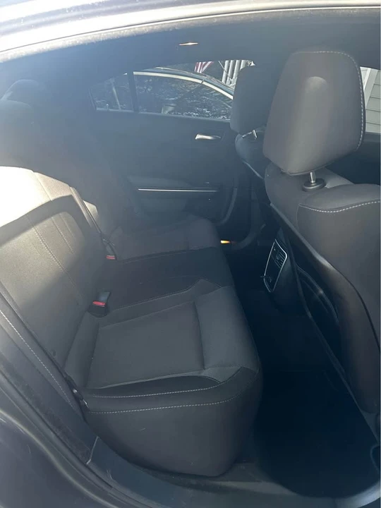 2015 Dodge Charger 7th Gen - Image 10 of 12
