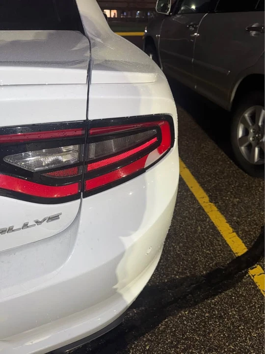 2015 Dodge Charger 7th Gen - Image 3 of 5