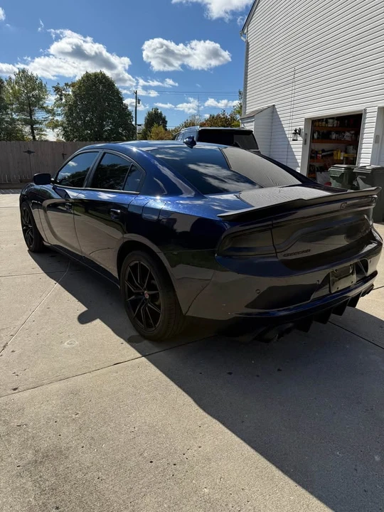 2015 Dodge Charger 7th Gen - Image 5 of 15