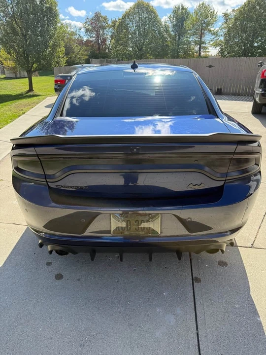 2015 Dodge Charger 7th Gen - Image 6 of 15