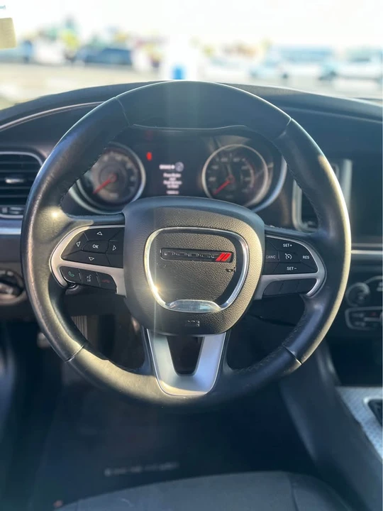 2015 Dodge Charger 7th Gen - Image 5 of 10