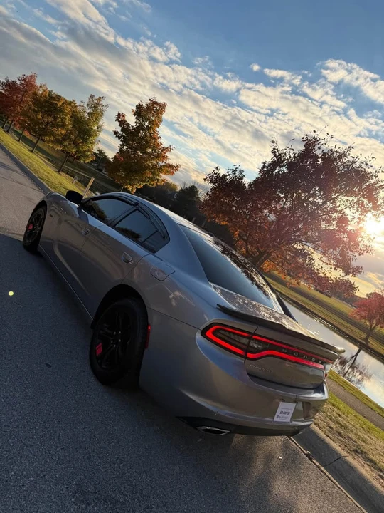 2015 Dodge Charger 7th Gen - Image 5 of 12