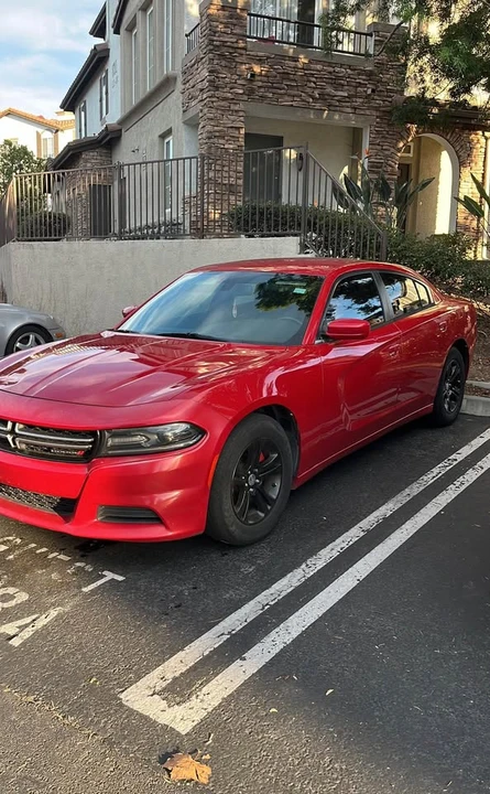 2015 Dodge Charger 7th Gen - Image 2 of 8