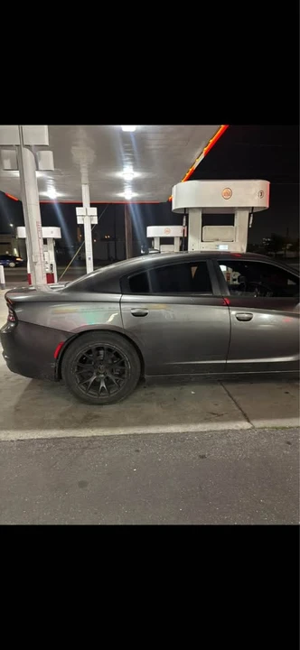 2015 Dodge Charger 7th Gen - Image 3 of 5