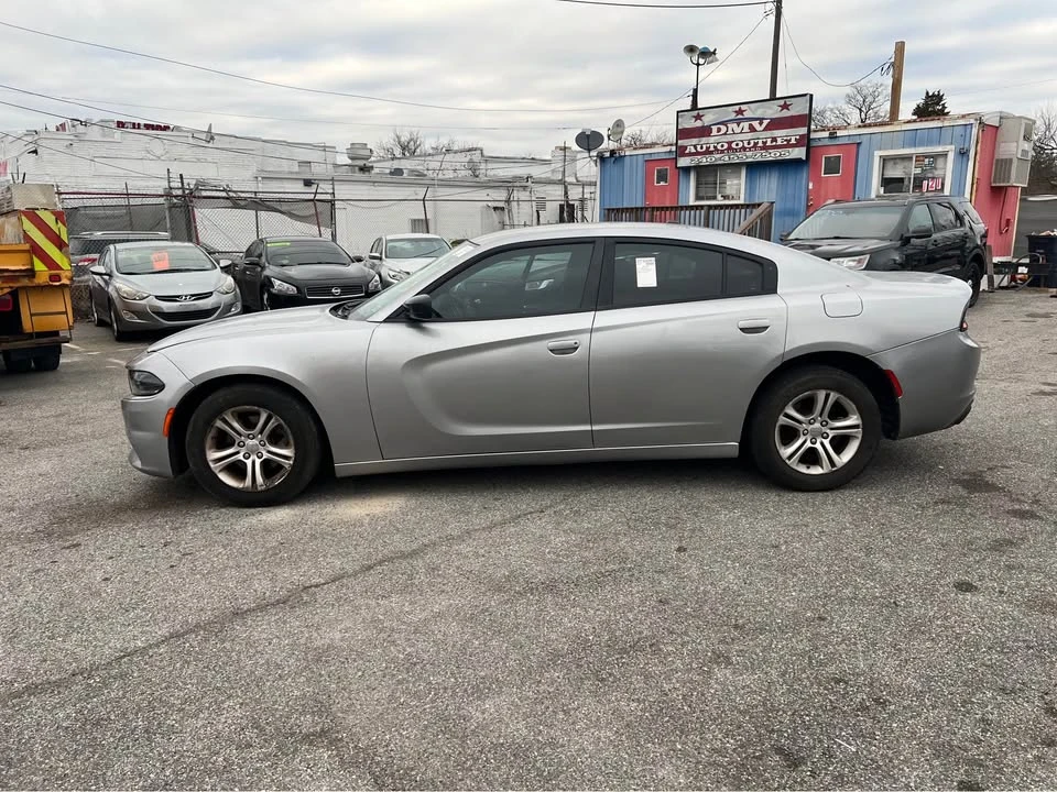 2015 Dodge Charger 7th Gen - Image 4 of 11