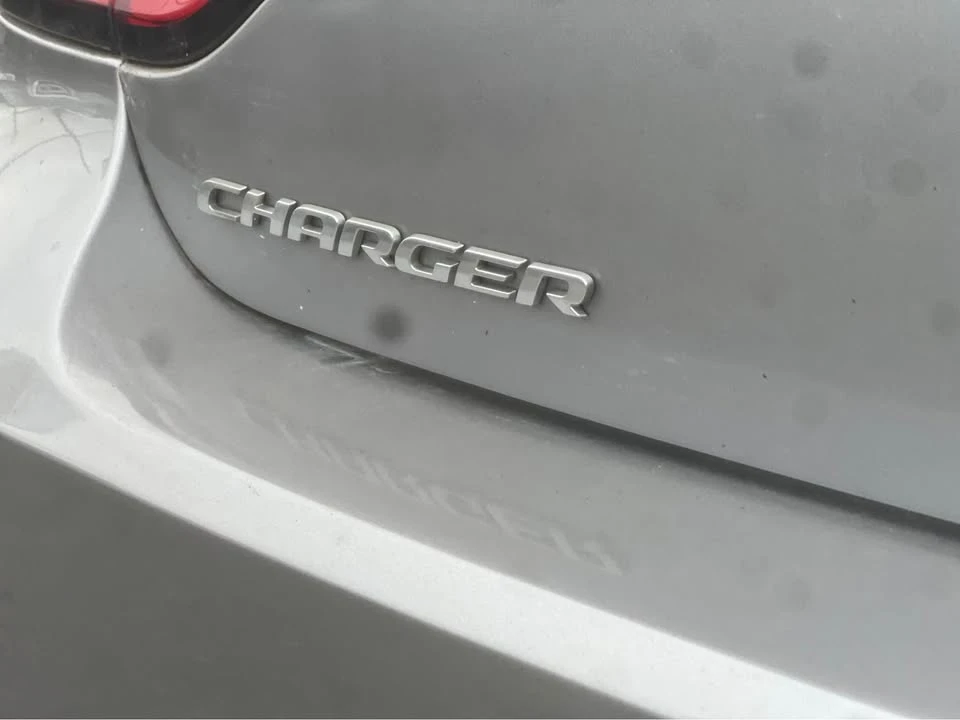 2015 Dodge Charger 7th Gen - Image 7 of 11