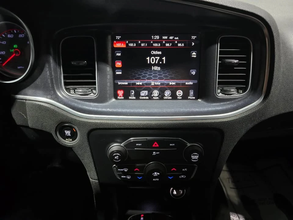 2015 Dodge Charger 7th Gen - Image 15 of 18
