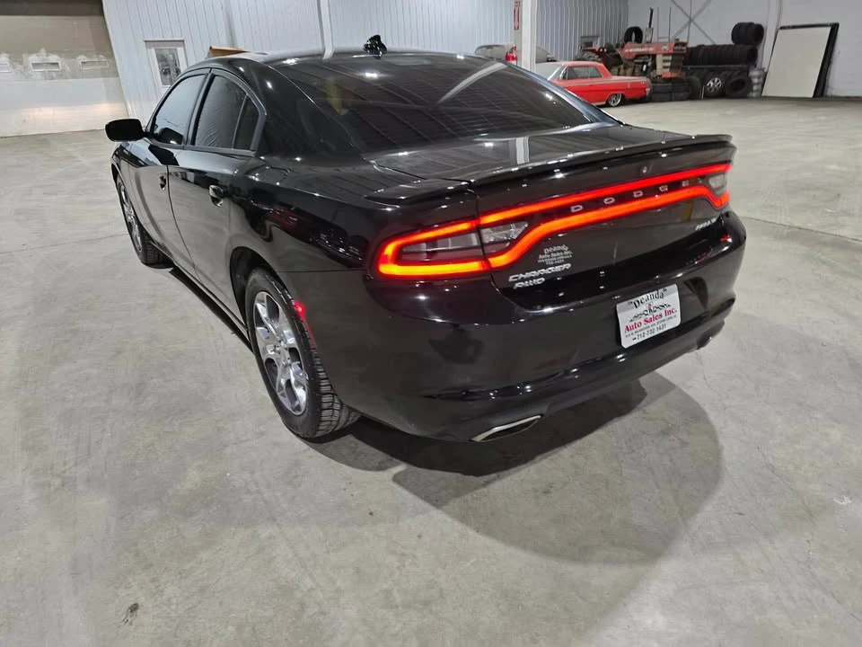 2015 Dodge Charger 7th Gen - Image 4 of 18