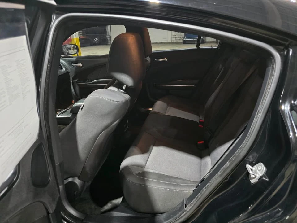 2015 Dodge Charger 7th Gen - Image 10 of 18