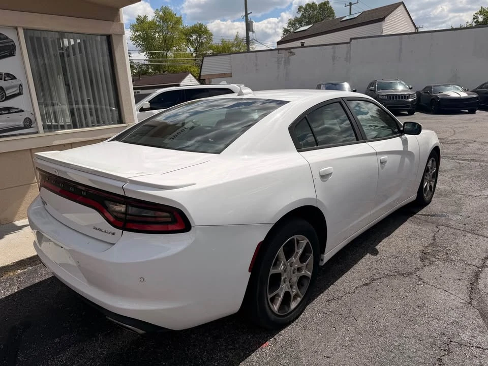 2015 Dodge Charger 7th Gen - Image 5 of 10