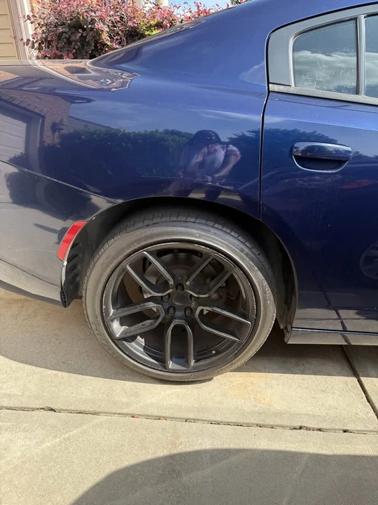 2015 Dodge Charger 7th Gen - Image 5 of 10