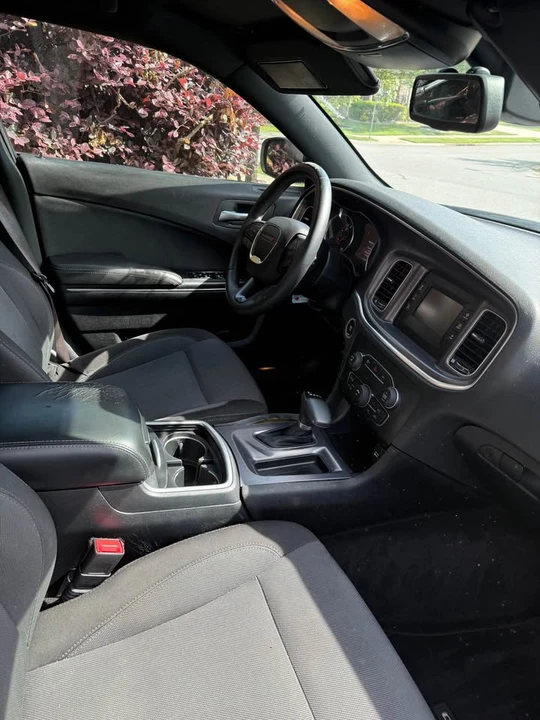 2015 Dodge Charger 7th Gen - Image 4 of 10