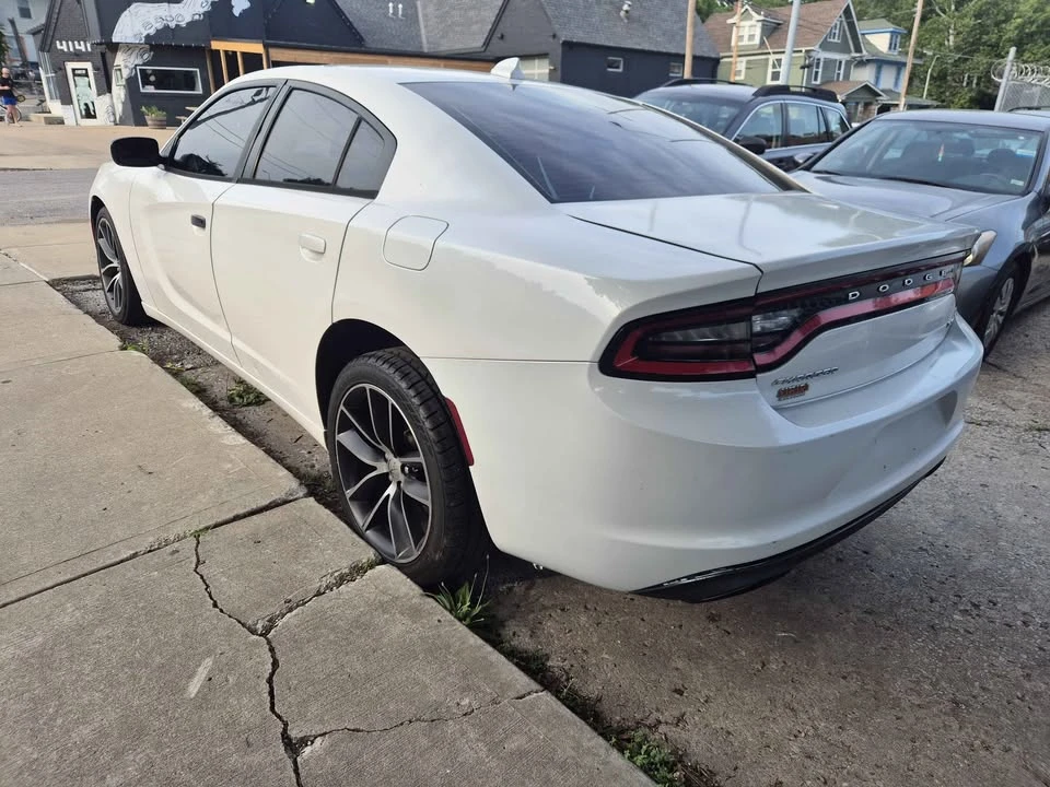 2015 Dodge Charger 7th Gen - Image 11 of 11