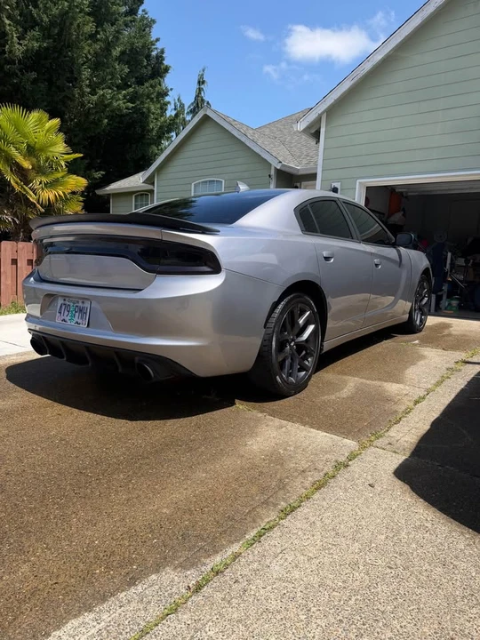 2015 Dodge Charger 7th Gen - Image 3 of 13