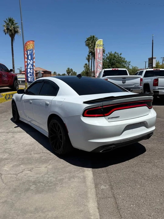 2015 Dodge Charger 7th Gen - Image 5 of 14