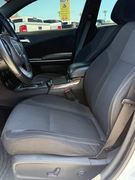 2015 Dodge Charger 7th Gen - Image 11 of 14