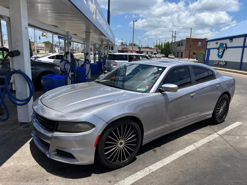 2015 Dodge Charger 7th Gen - Image 2 of 7