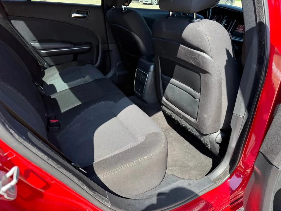 2015 Dodge Charger 7th Gen - Image 15 of 20