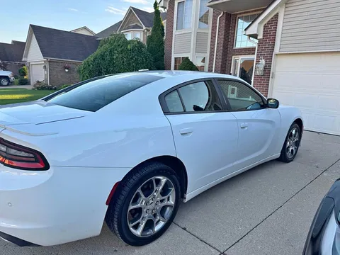 2015 Dodge Charger SXT Sedan 4D