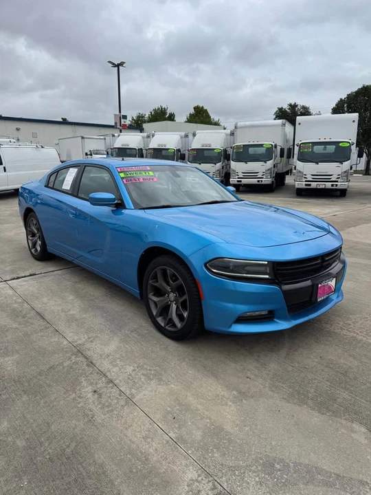 2015 Dodge Charger 7th Gen - Image 2 of 10