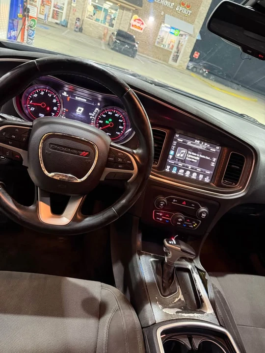 2015 Dodge Charger 7th Gen - Image 5 of 8