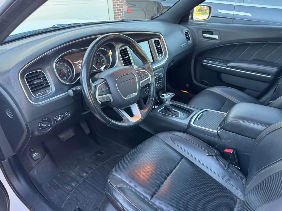 2015 Dodge Charger 7th Gen - Image 5 of 7