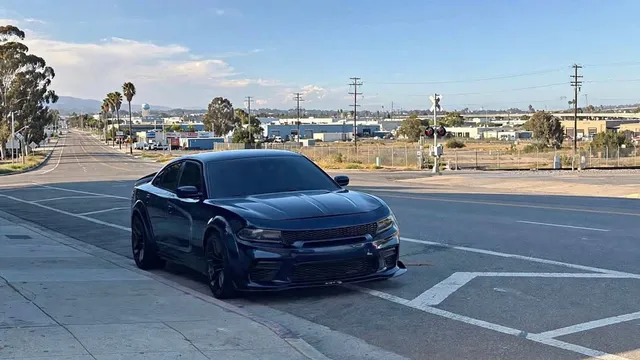 2015 Dodge Charger SXT Sedan 4D