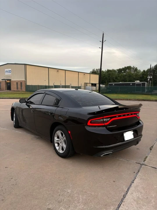 2015 Dodge Charger 7th Gen - Image 4 of 18