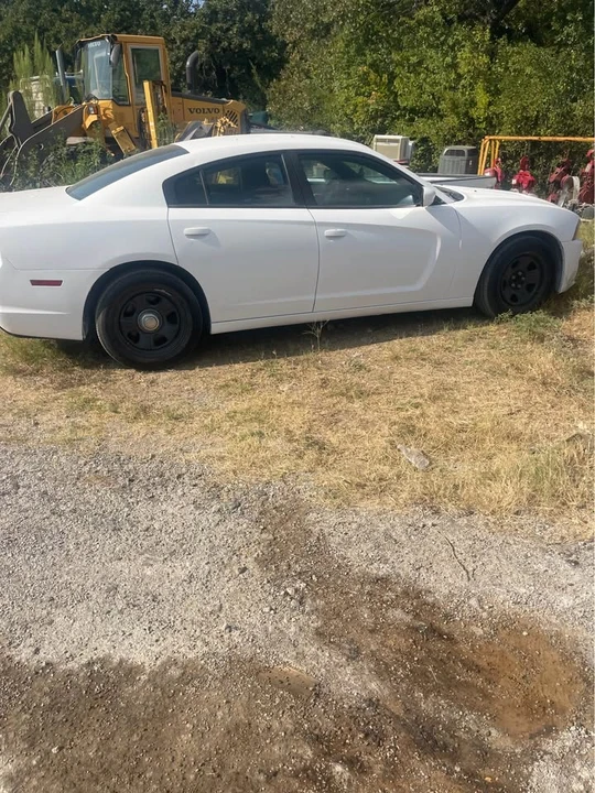 2015 Dodge Charger 7th Gen - Image 2 of 10