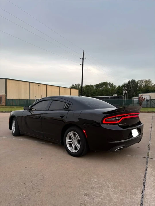 2015 Dodge Charger 7th Gen - Image 3 of 18