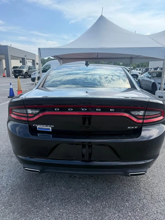 2015 Dodge Charger 7th Gen - Image 3 of 7