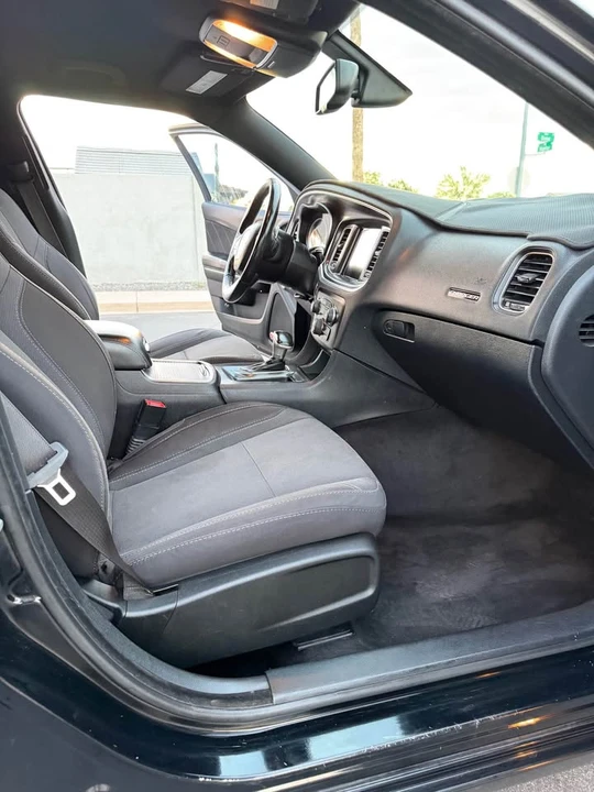 2015 Dodge Charger 7th Gen - Image 6 of 8