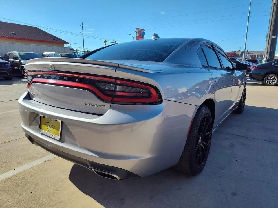 2015 Dodge Charger 7th Gen - Image 4 of 20