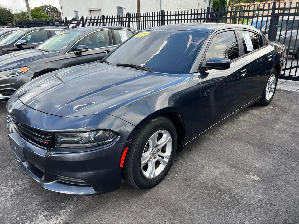 2015 Dodge Charger 7th Gen - Image 4 of 11
