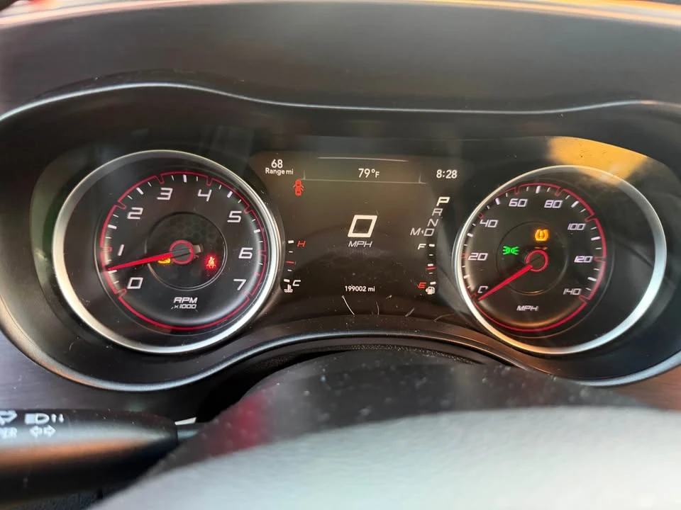2015 Dodge Charger 7th Gen - Image 5 of 11