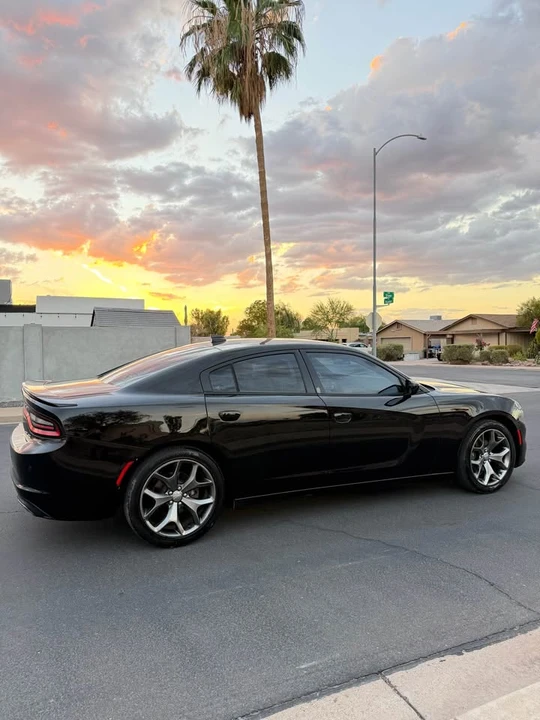 2015 Dodge Charger 7th Gen - Image 4 of 8