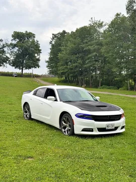 2015 Dodge Charger SXT Sedan 4D