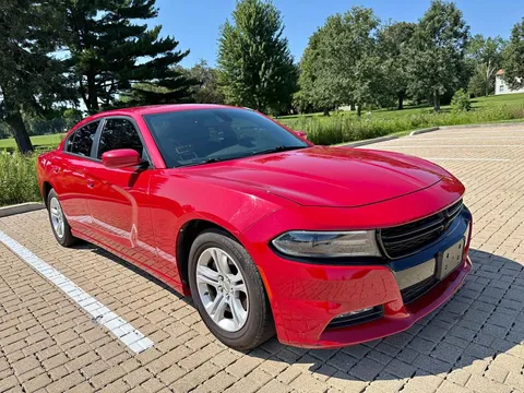 2015 Dodge Charger SXT Sedan 4D