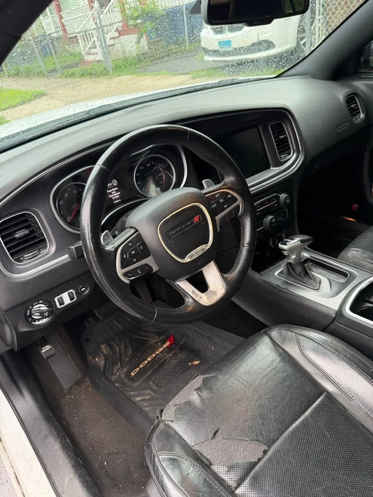 2015 Dodge Charger 7th Gen - Image 7 of 9