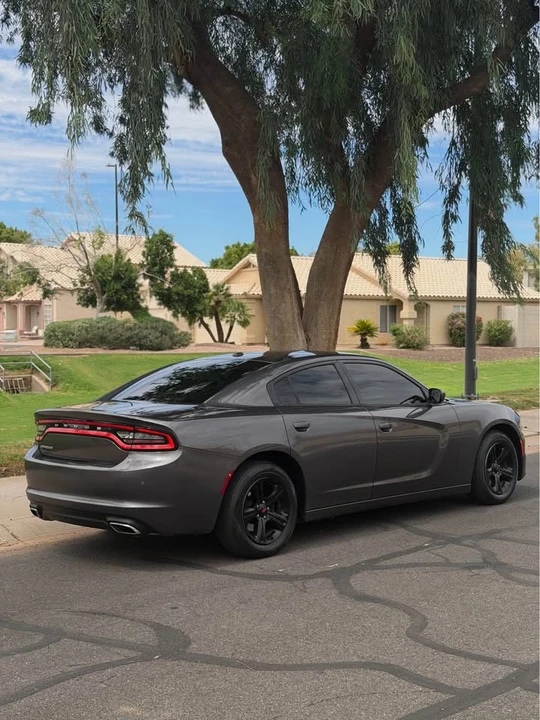 2015 Dodge Charger 7th Gen - Image 4 of 17