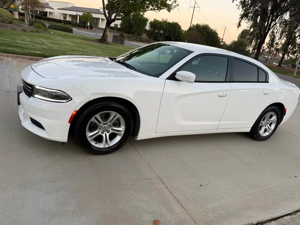 2015 Dodge Charger 7th Gen - Image 10 of 20