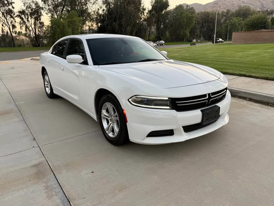 2015 Dodge Charger 7th Gen - Image 5 of 20