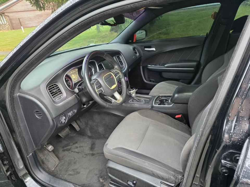 2015 Dodge Charger 7th Gen - Image 7 of 9